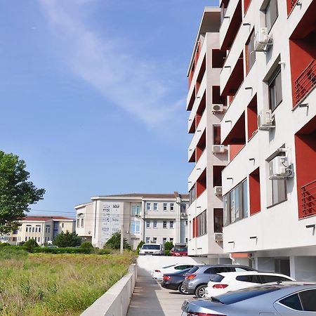 Antos Deluxe Apartment Constanţa Esterno foto