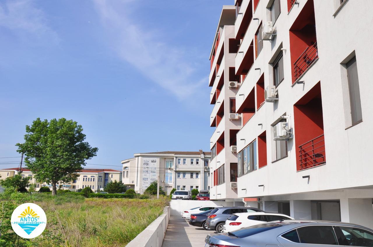 Antos Deluxe Apartment Constanţa Esterno foto