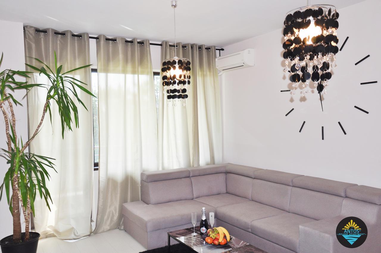 Antos Deluxe Apartment Constanţa Esterno foto